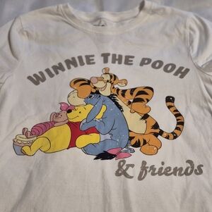 Disney Winnie The Pooh Size 0/2 White Graphic Tee